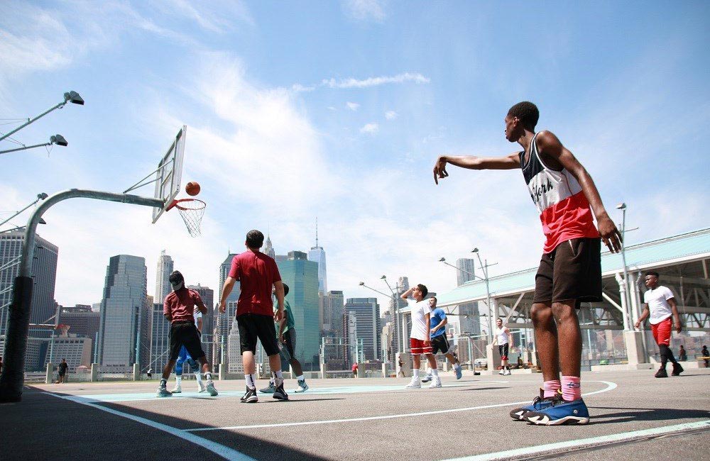 Streetball à Brooklyn Bridge Park - NEW YORK